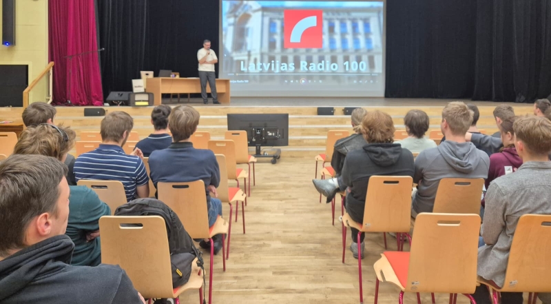 Izzinoša nodarbība “Latvijas Radio 100”