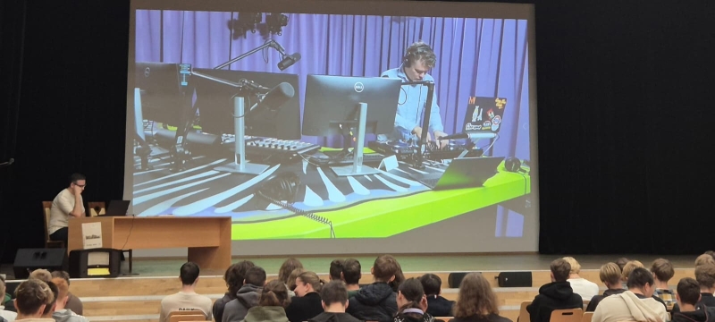 Izzinoša nodarbība “Latvijas Radio 100”