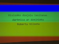 Dzejnieks Roberts Vilsons viesojās Rīgas Tehniskajā koledžā