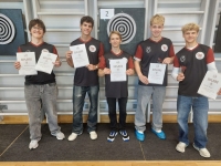 RTK puišu uzvarētāju komanda ar diplomiem