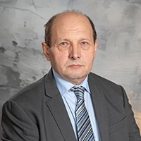 Enerģētikas nodaļas vadītājs Studiju programmas "Siltumenerģētika" un "Elektriskās iekārtas" direktors