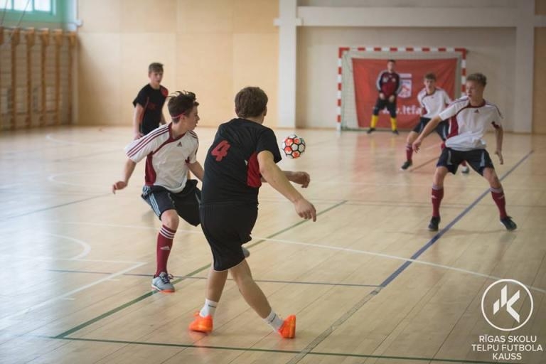 RTK izlases dalība - Rīgas skolu telpu futbola kausā 2017 - Foto 10