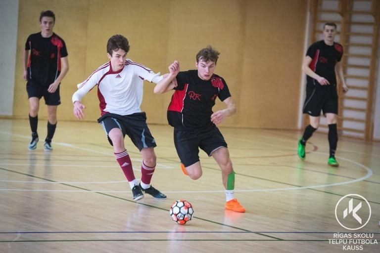 RTK izlases dalība - Rīgas skolu telpu futbola kausā 2017 - Foto 4