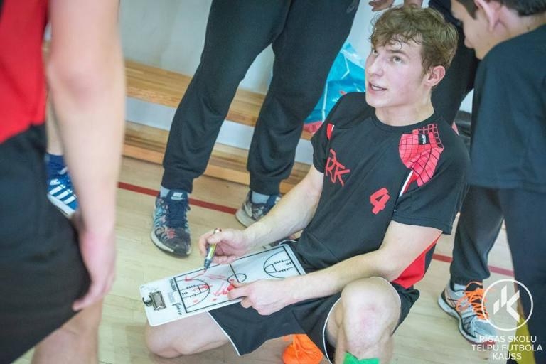RTK izlases dalība - Rīgas skolu telpu futbola kausā 2017 - Foto 3