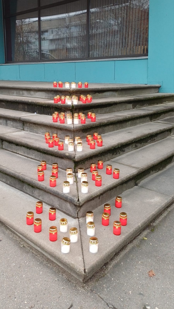 11.novembris Lāčplēša diena Rīgas Tehniskā koledža , pieminam Latvijas brīvības cīnītājus, aizdedzinot svecītes! - Foto 4