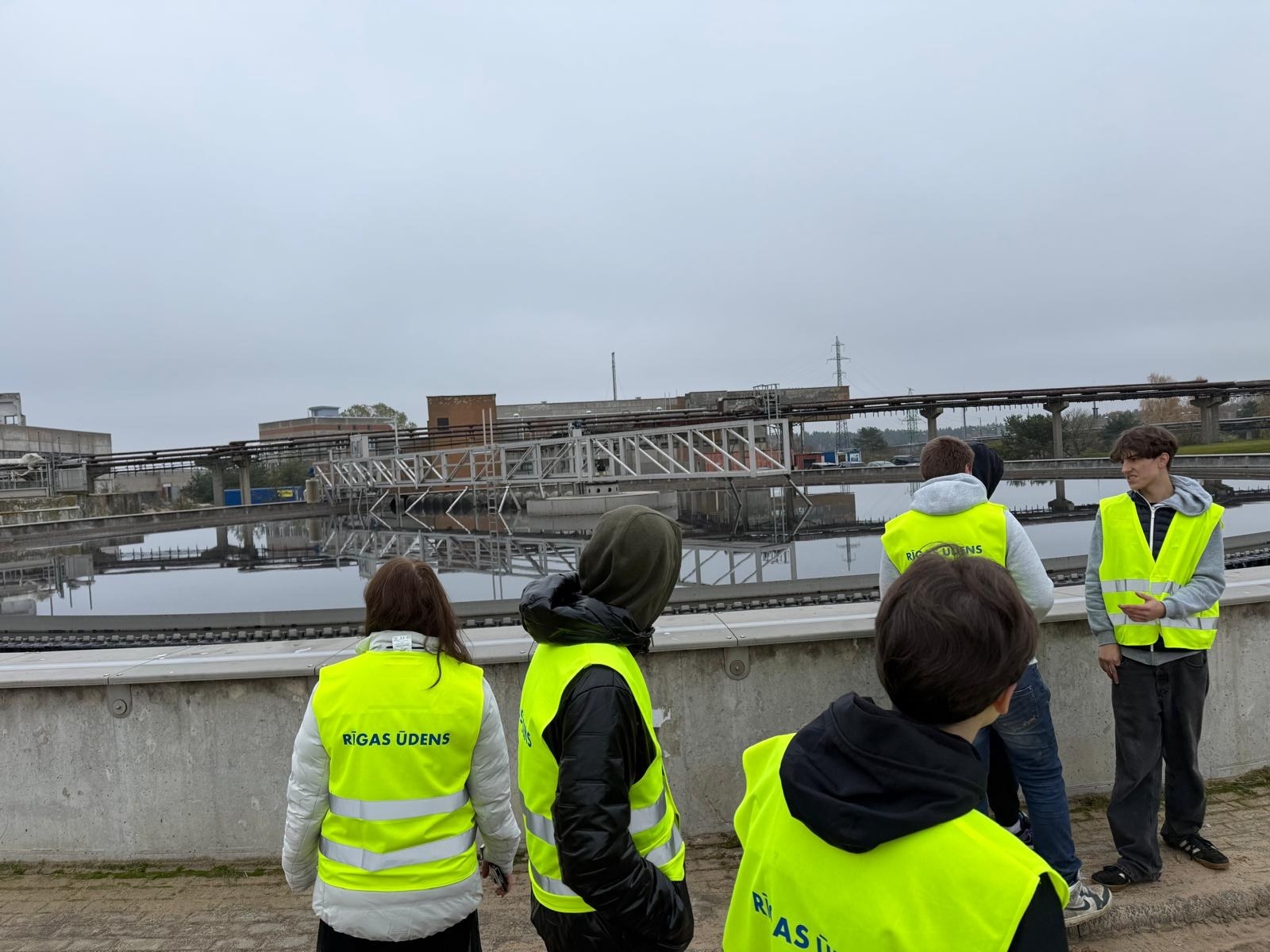 Rīgas Tehniskajā koledžā norisinājās Ekoskolu Rīcības dienas. - Foto 9