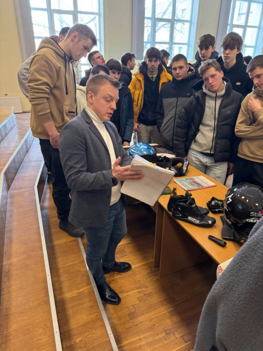 Vieslekcija K.Caune - Foto 5