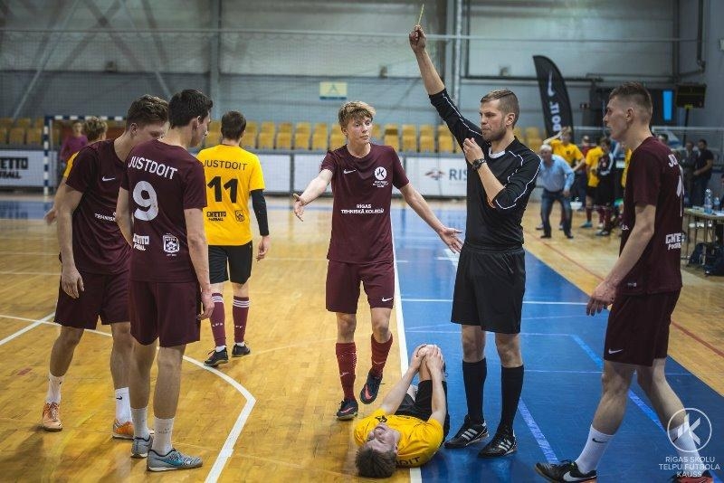 2. vieta Rīgas skolu telpu futbola kausā 2018 - Foto 8