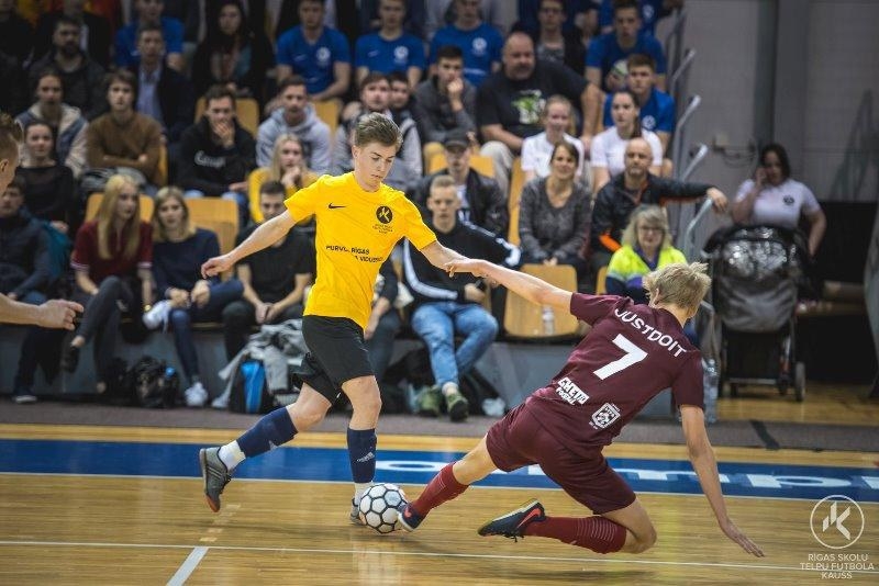 2. vieta Rīgas skolu telpu futbola kausā 2018 - Foto 5