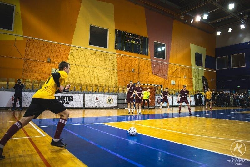 2. vieta Rīgas skolu telpu futbola kausā 2018 - Foto 3