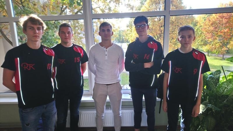 1.vieta sk ami sacensībās šautriņu mešanā, rudens 2019 - Foto 4