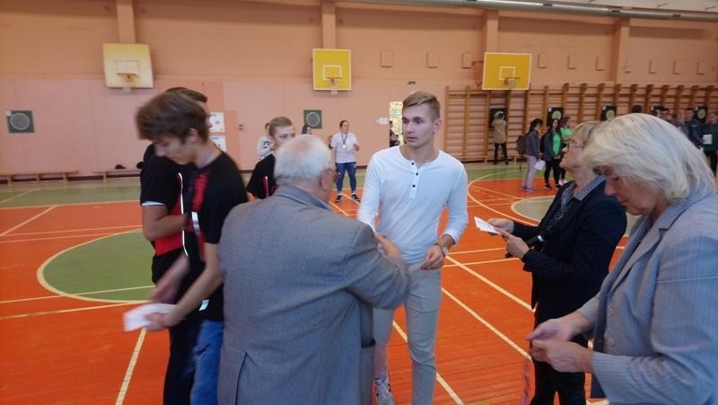 1.vieta sk ami sacensībās šautriņu mešanā, rudens 2019 - Foto 2