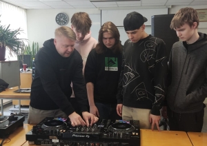 DJ radošā darbnīca - Foto 1