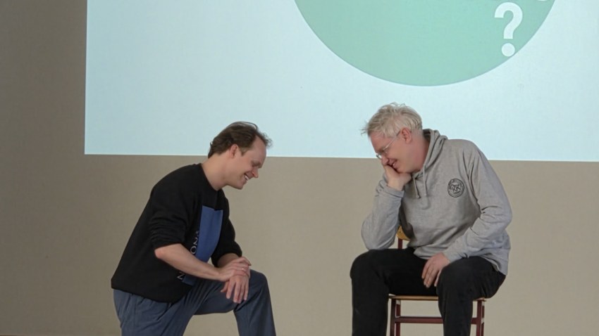 Latvijas Nacionālā teātra aktieris Uldis Siliņš, Madara Reijere un Kārlis Reijers