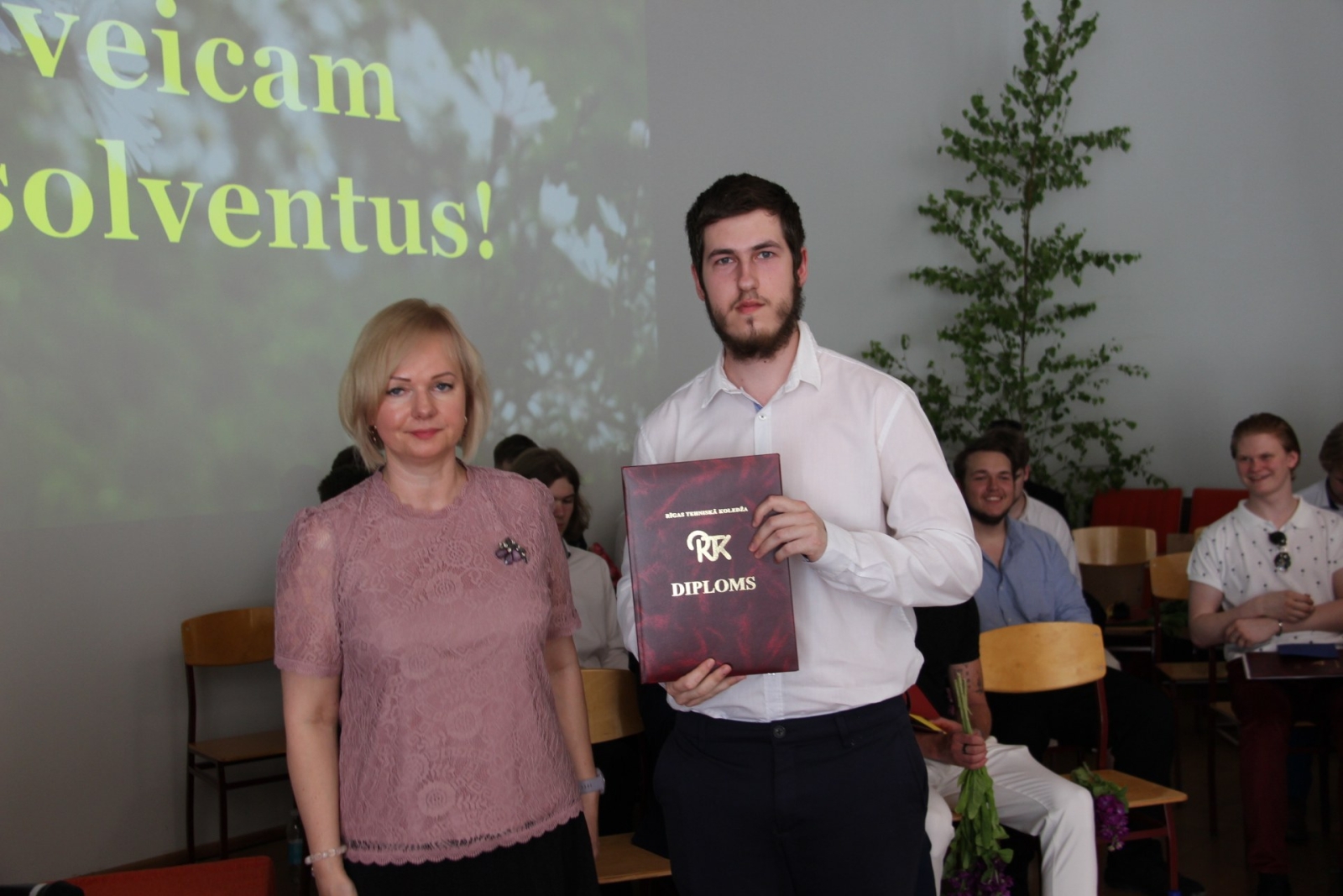 Audzēkņu izlaidums 11:00 - Foto 108
