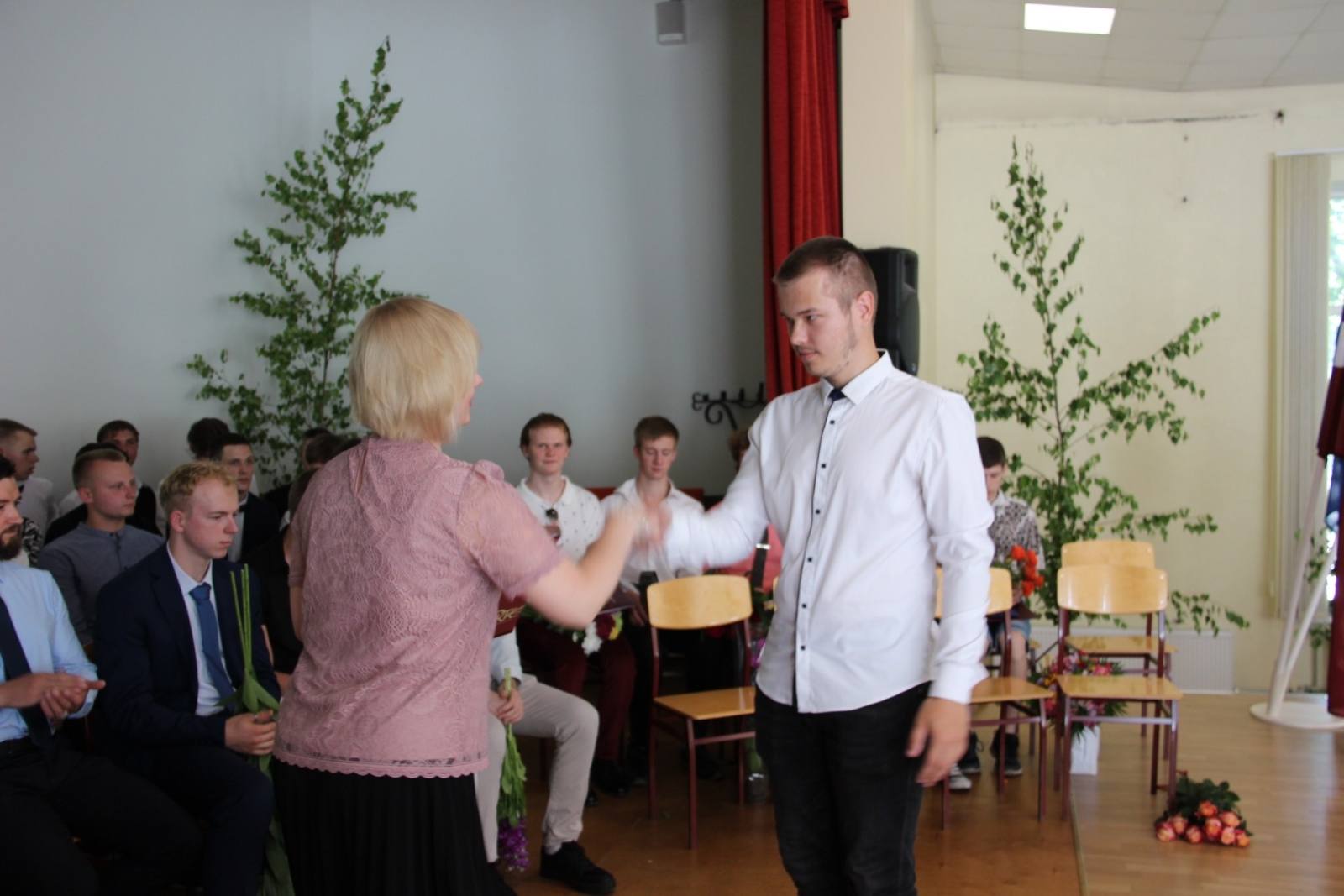 Audzēkņu izlaidums 11:00 - Foto 96