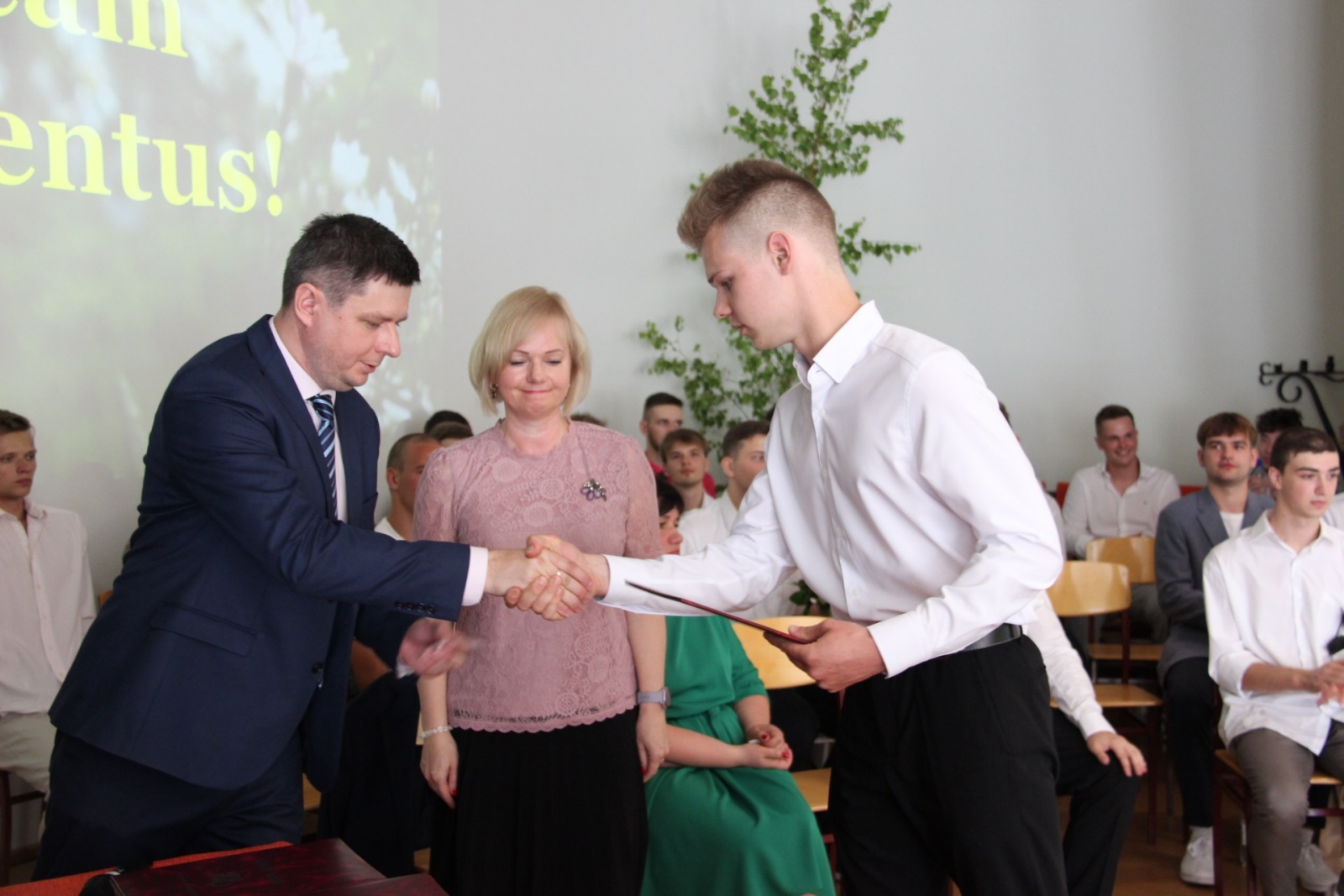 Audzēkņu izlaidums 11:00 - Foto 92