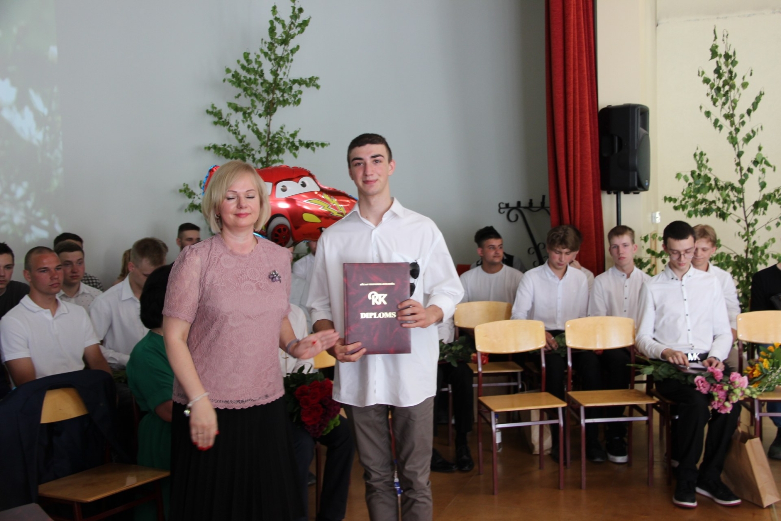 Audzēkņu izlaidums 11:00 - Foto 86