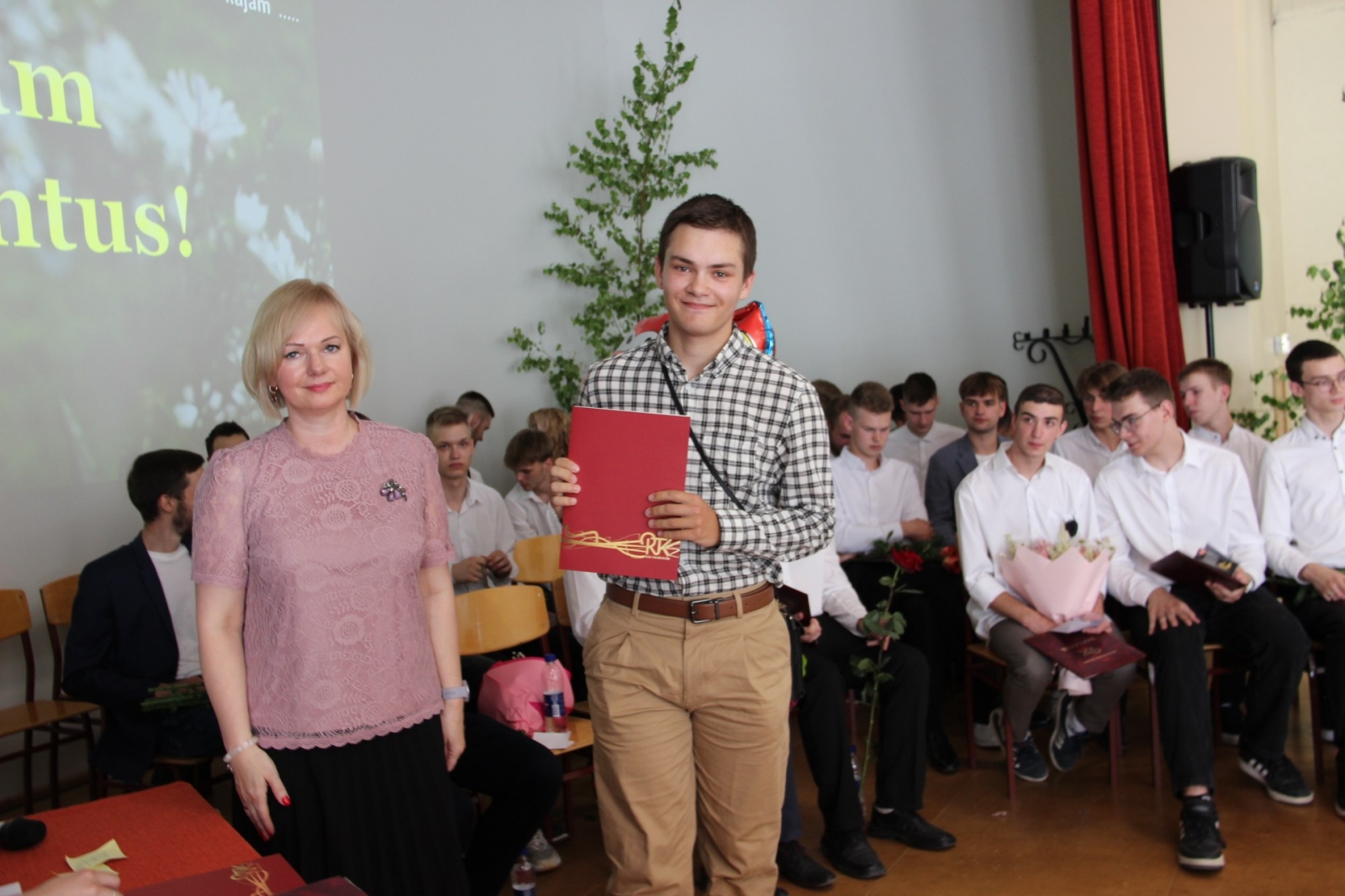Audzēkņu izlaidums 11:00 - Foto 79