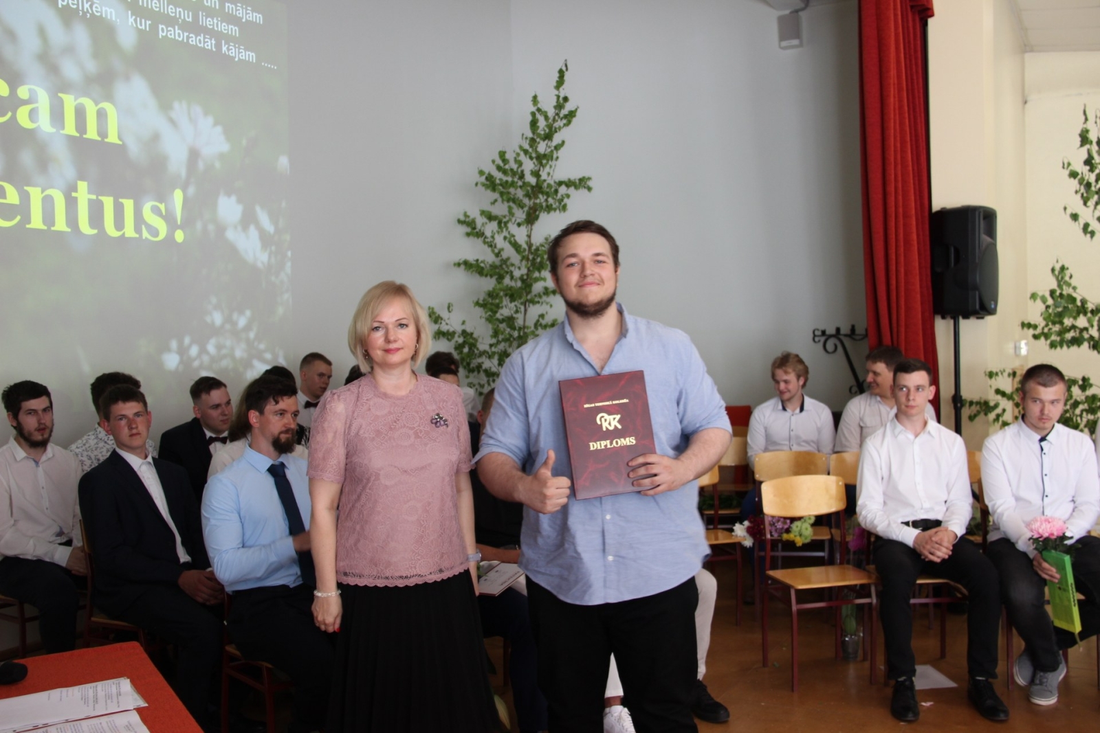 Audzēkņu izlaidums 11:00 - Foto 74