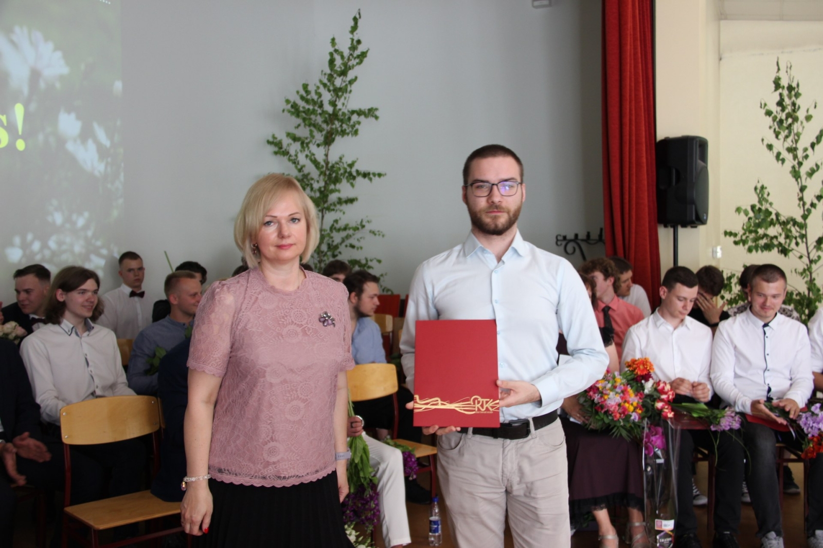 Audzēkņu izlaidums 11:00 - Foto 65