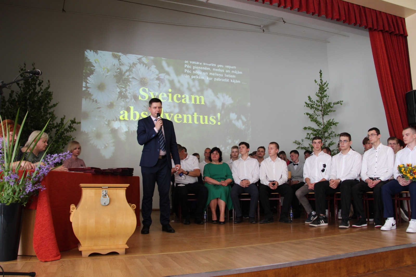 Audzēkņu izlaidums 11:00 - Foto 53