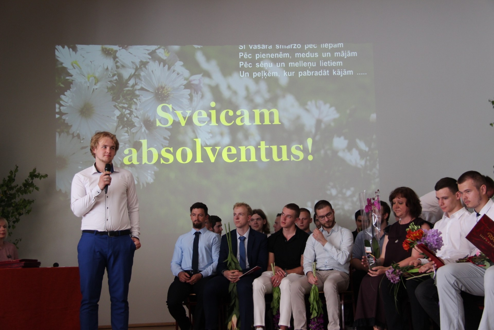 Audzēkņu izlaidums 11:00 - Foto 41