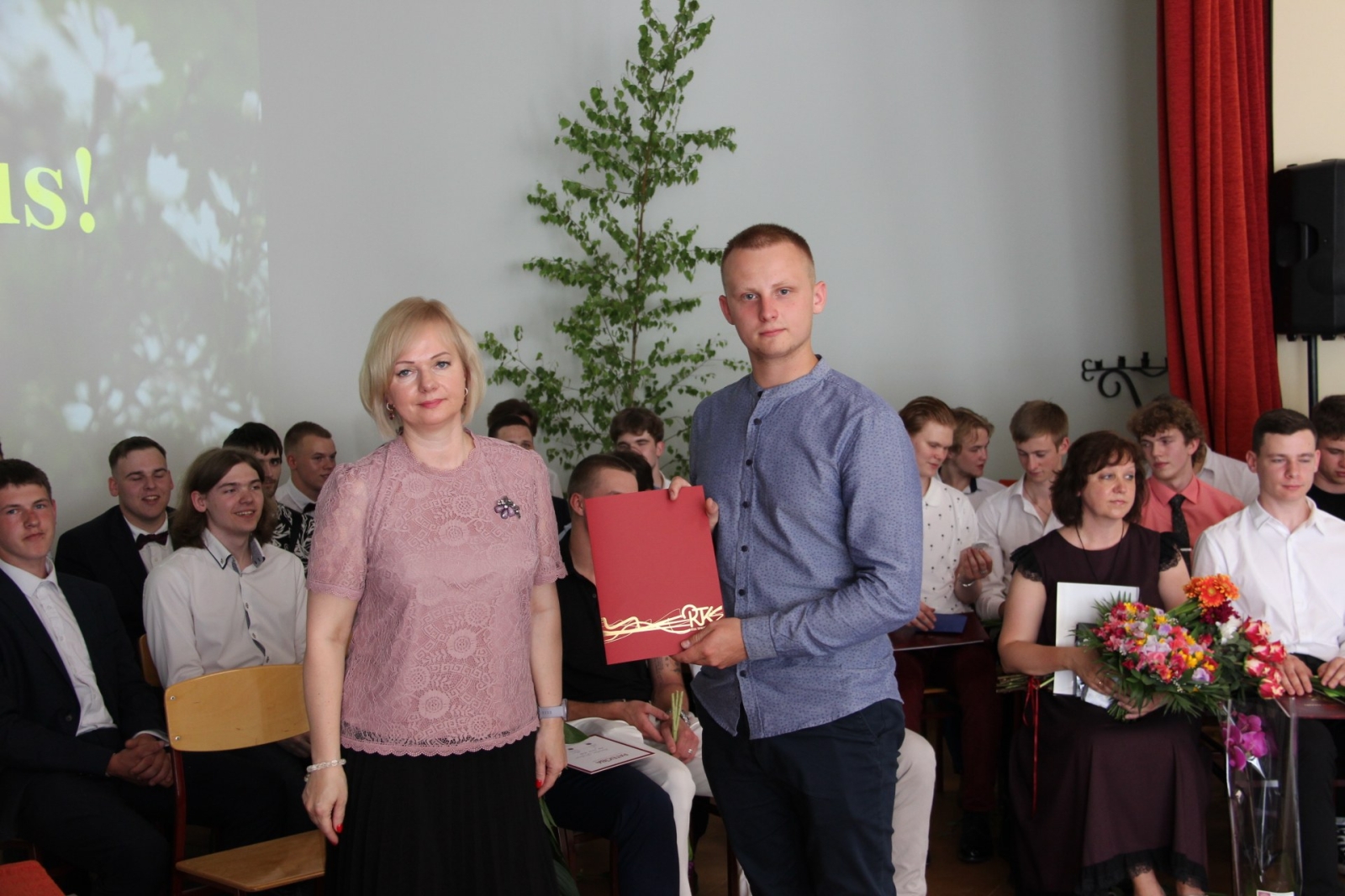 Audzēkņu izlaidums 11:00 - Foto 21