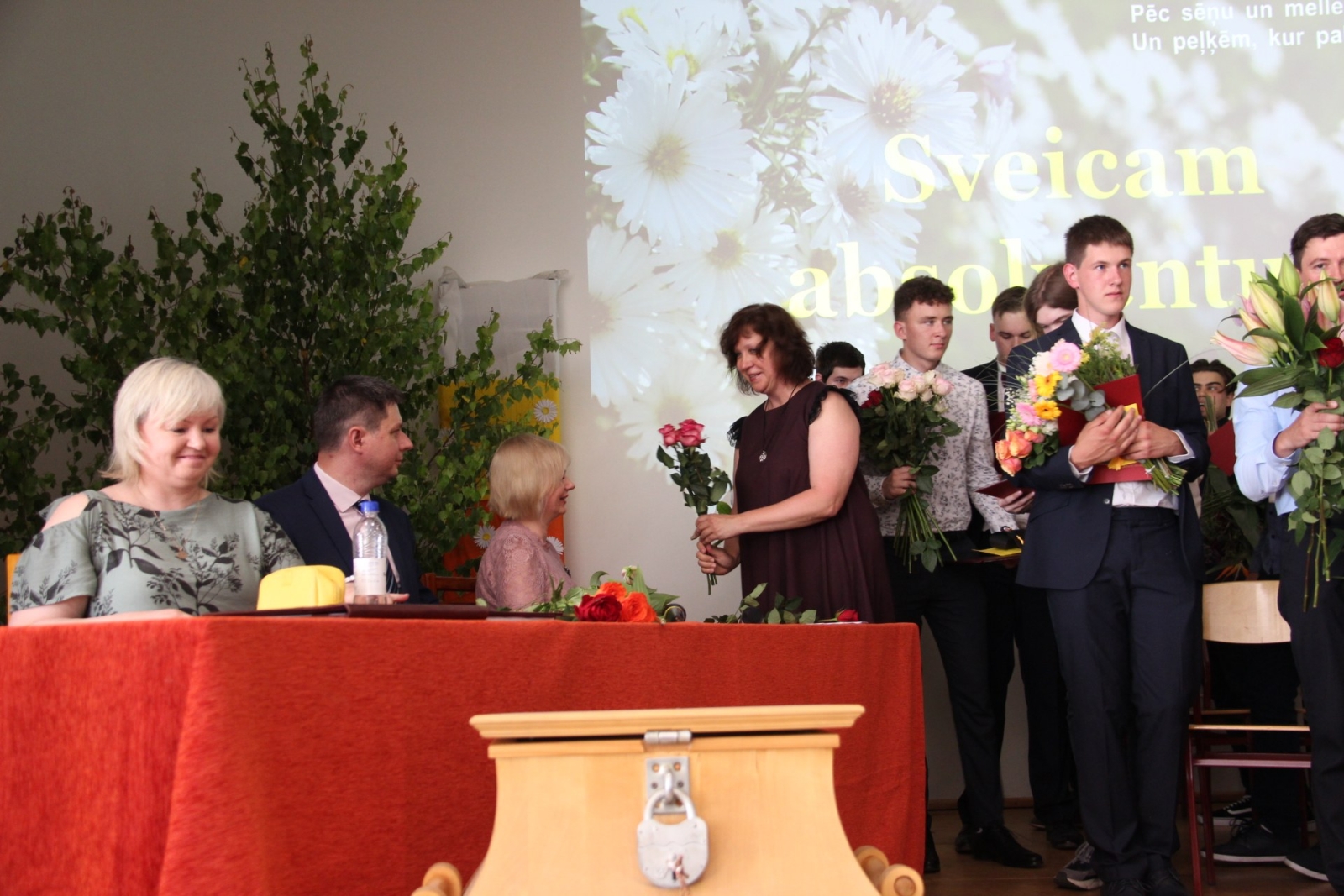 Audzēkņu izlaidums 11:00 - Foto 14