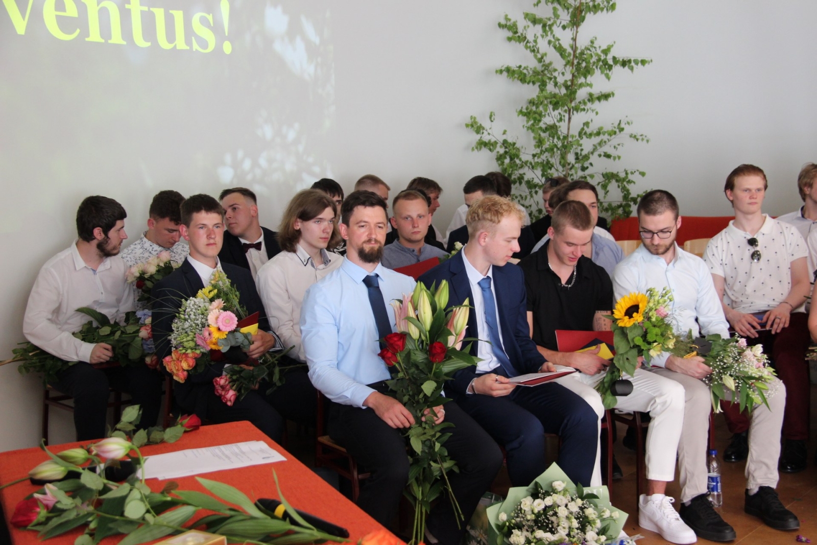 Audzēkņu izlaidums 11:00 - Foto 5