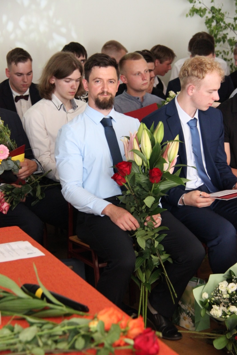 Audzēkņu izlaidums 11:00 - Foto 4