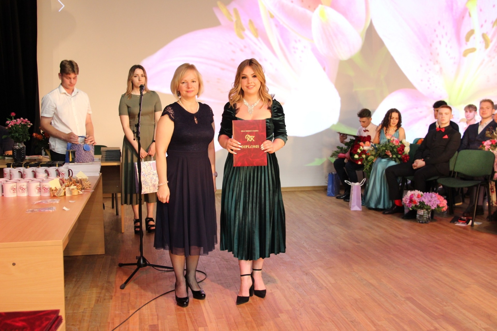 Audzēkņu izlaidums 17:00 - Foto 84