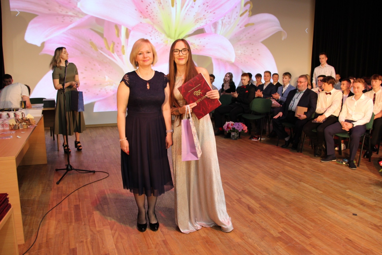 Audzēkņu izlaidums 17:00 - Foto 40
