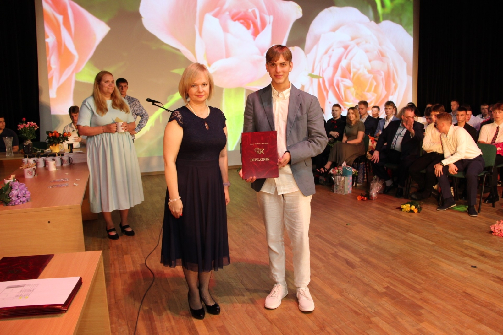 Audzēkņu izlaidums 17:00 - Foto 11